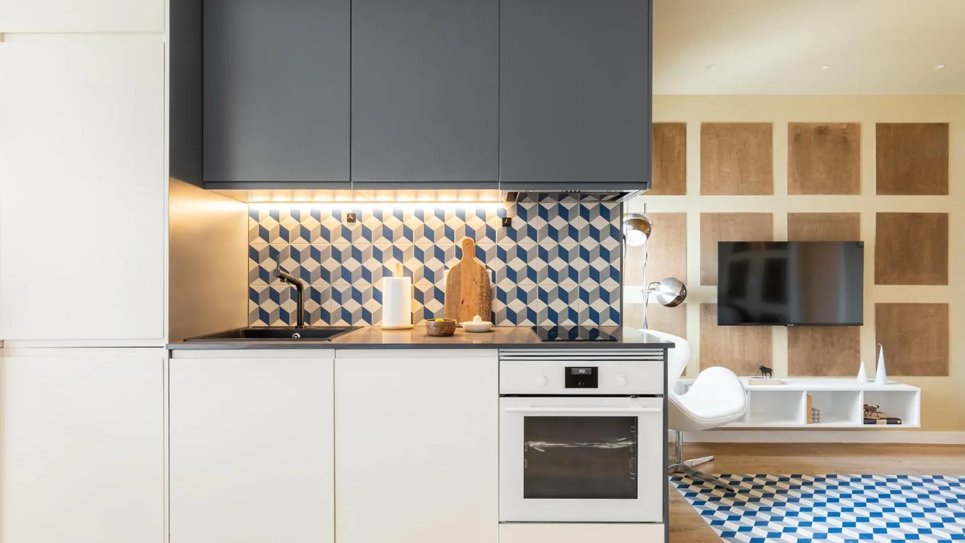 Sagrada Familia Apartment By Olala Homes Barcelona Spain
