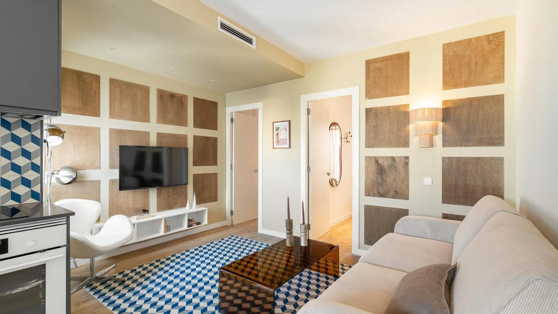 Sagrada Familia Apartment By Olala Homes Barcelona Spain