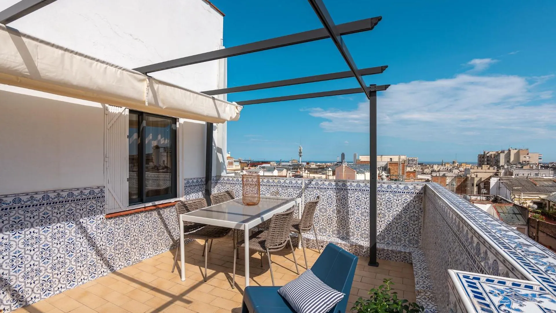 Sagrada Familia Apartment By Olala Homes Barcelona